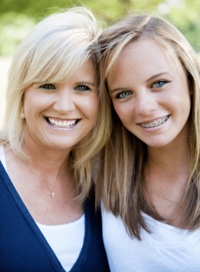 Human papillomavirus (hpv), oral cancer, and your teenager 2 Mom and teenage daughter smiling