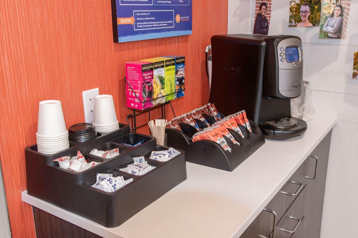Joosse-family-orthodontics-gallery (4) Refreshment coffee station joosse family orthodontics