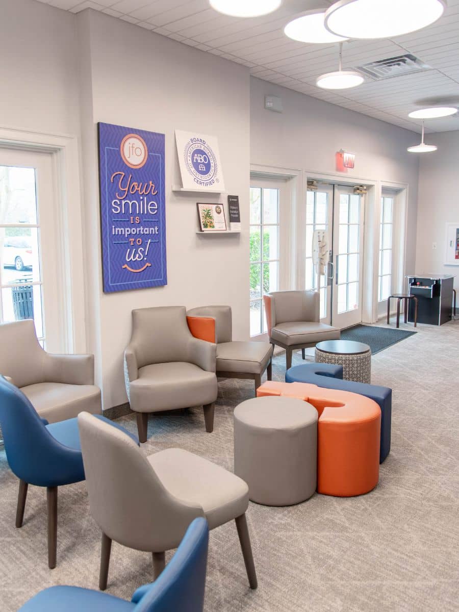Joosse-family-orthodontics-grin-dental-monitoring Waiting area joosse family orthodontics